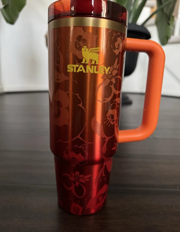 Stanley 1913 x Karol G 30oz H2.0 FlowState Quencher Tumbler – NEW IN HAND